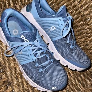 Oncloud Running Shoes